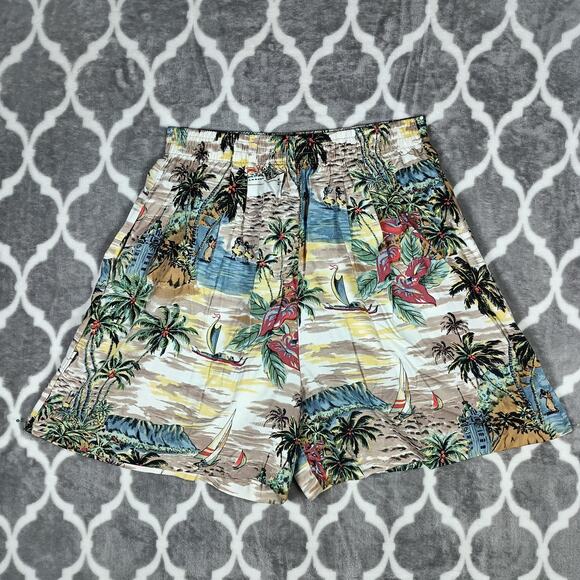 Hilo Hattie Shorts Womens Medium Hawaiian Rayon Beach Tropical Print Flowy - Picture 4 of 10